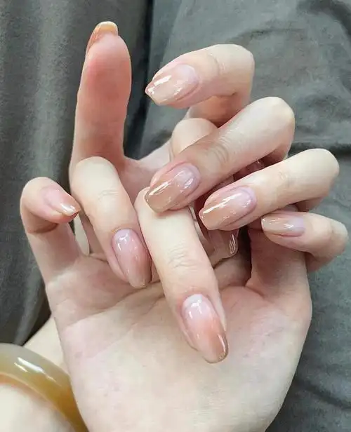 夏日果冻色渐变美甲