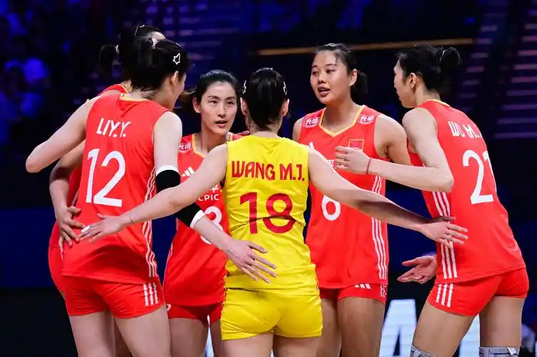 巴黎奥运女排分档出炉,中国女排居第三档,希望抽到好签,附赛制