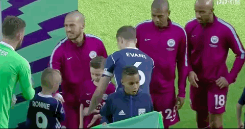 曼城这6大光头亮了≮瓜迪奥拉≯ 瓜迪奥拉领衔