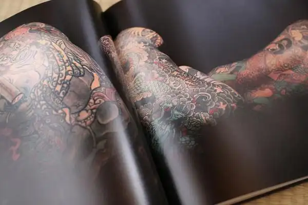 日本文身匠人三代目雕佑西的人生和美学之道吉井忍的二次会