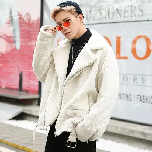 一折男士白色外套