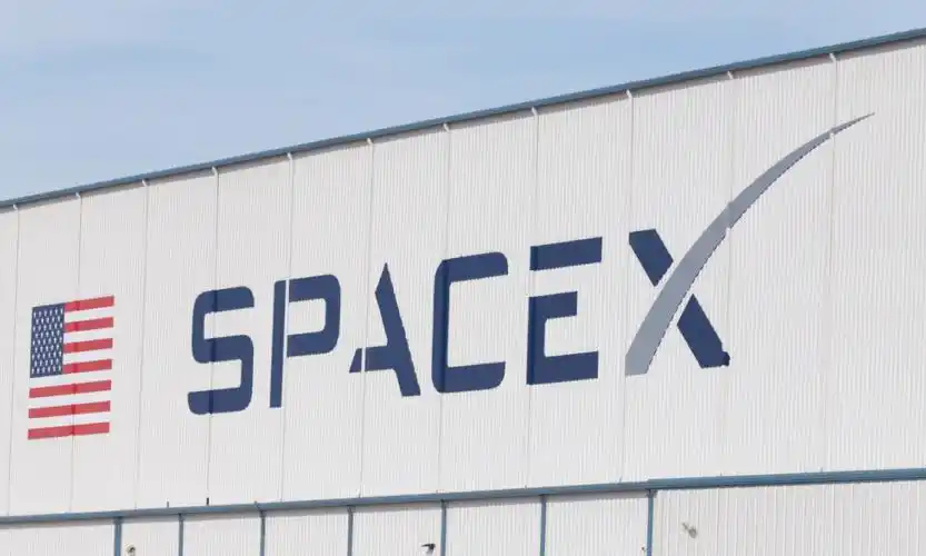 获fcc批准通过spacex将在全球提供卫星宽带服务