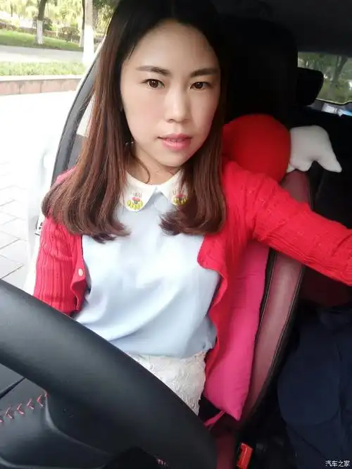 什么媳妇当车模?我要自己当车模……自拍照