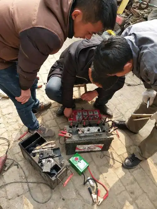 旧电瓶能修吗 铁骆驼电池修复来帮忙