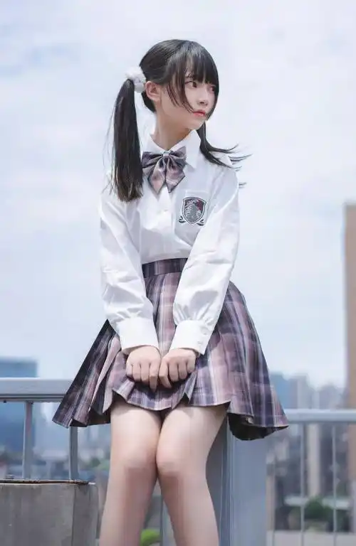 jk制服:双马尾水手服绝绝子