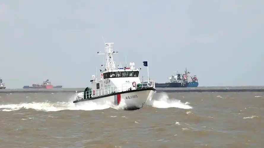 中国海事系统首艘20米级新型铝合金巡逻艇正式列编附视频