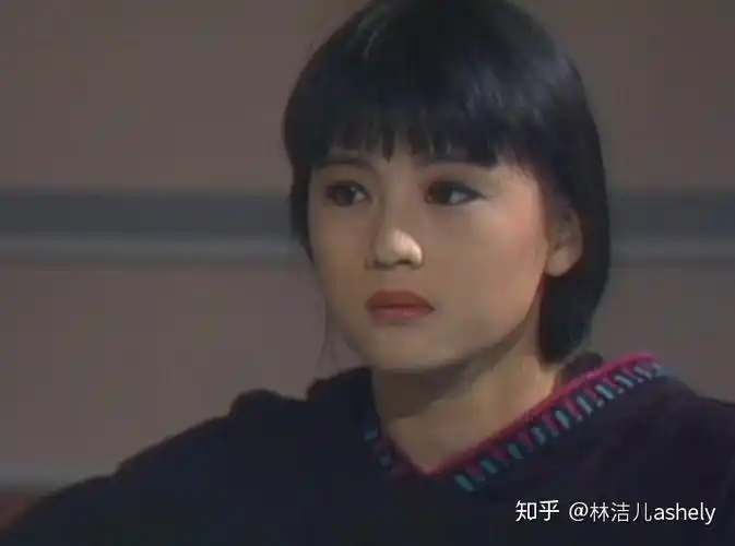 10个里有9个都喜欢她,年轻时的陈莉萍,五官精致眉目如画,笑起来甜