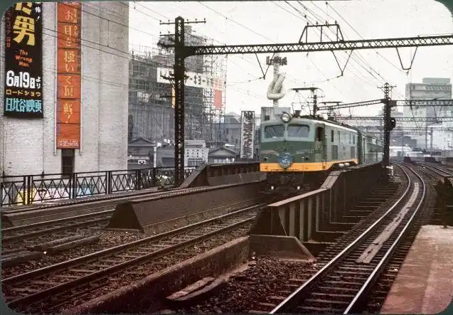 彩色老照片1957年的日本东京一派繁荣景象