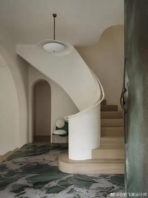 雅致的空间气质,辅以温润柔和的材质质感,石膏艺术装饰造型优雅而奢华