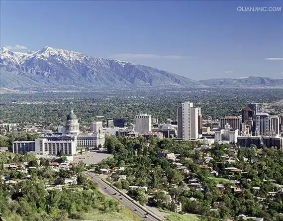 data-lemmaid="3439429">犹他州 /a>的首府和最大城市,以紧靠 a
