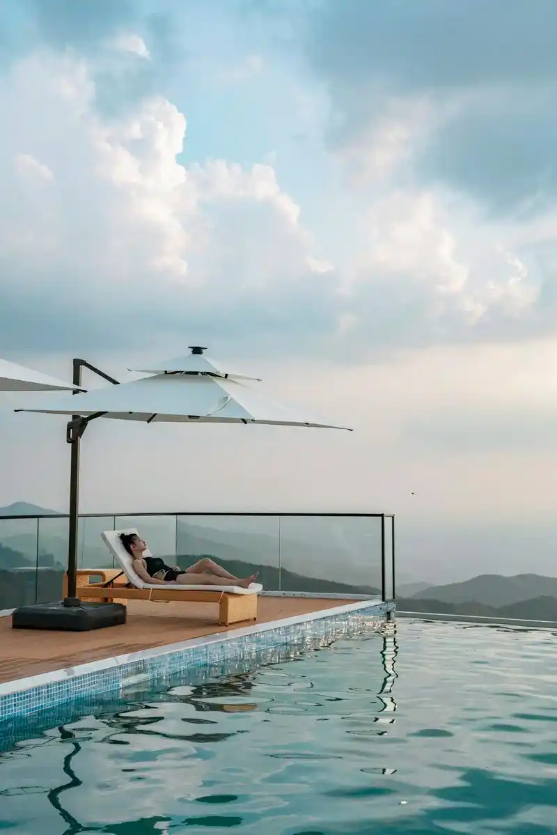 离长沙2h的山顶无边泳池我爱了06露营天花板.