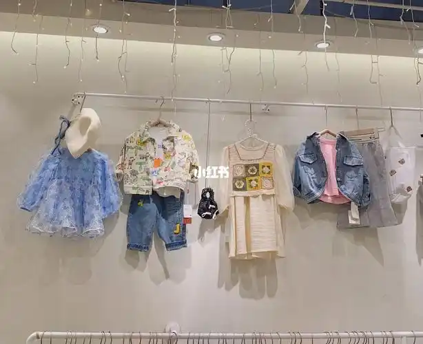2022童装春款挂版陈列分享
