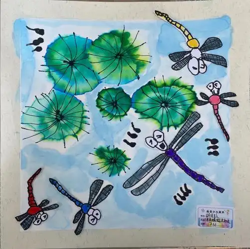 学习蜻蜓的造型2,技能目标:尝试用宣纸晕染出荷叶