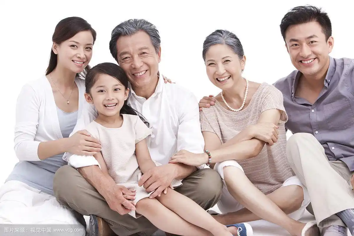 快乐的三代同堂家庭