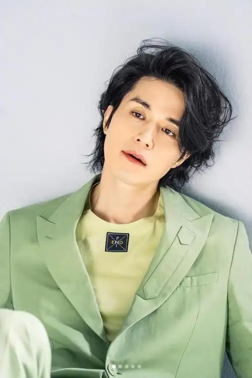 盘点8位韩国长发男星