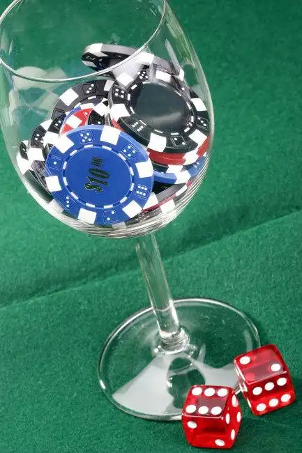 赌具 扑克牌 牌 纸牌 筛子 麻将牌