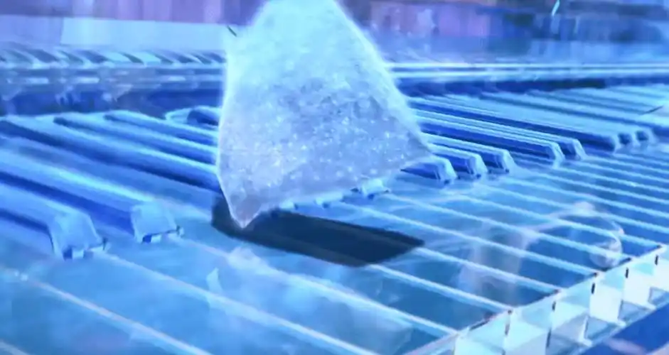 叶罗丽:乐公主的钢琴快被砸坏了,冰公主砸完,她自己又砸了一下_仙子