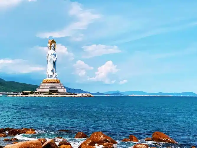 三亚南山旅游景区南海观音像