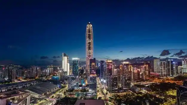 中国十大城市高楼排名:深圳平安金融中心第2,香港环球