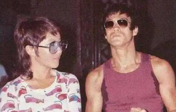 丁佩和李小龙是什么关系情人关系丁佩的一生挚爱