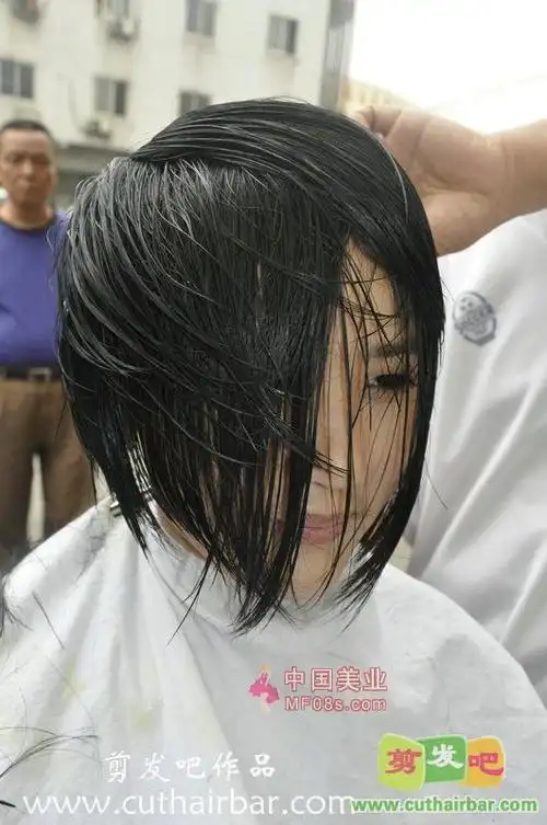 和服美女马路边剃光头-剪发吧129#(18) 光头_中国长发