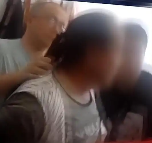 2020年内蒙古一潜逃21年的杀人犯落网被捕时已成胖大妈