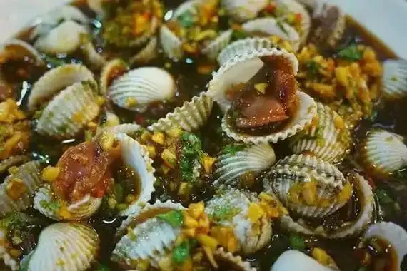 一碗地道的牛杂汤,温暖整个脾胃独特的美食,淳朴的民风汕尾是一座让你