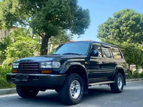 丰田lc80 06年东莞户 有意私