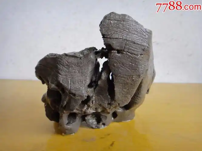 太行奇石----"玲珑宝山"(注:此石没有了,上海朋友已定