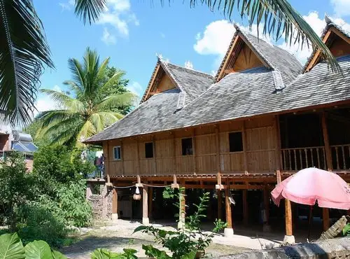 傣族竹楼少数民族特色民居建筑