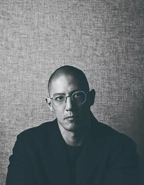 摆过地摊创业失败两次蒋家曾孙蒋友柏40岁清零重来