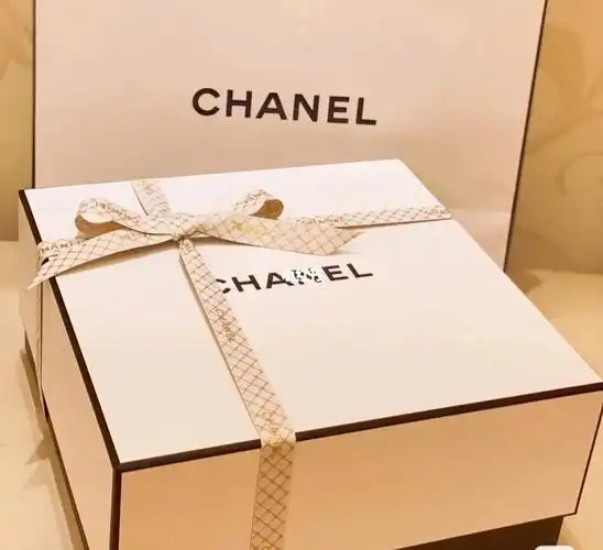 香奈儿母亲节礼盒