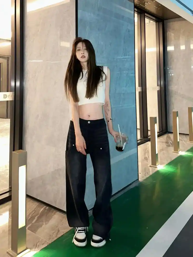 卓仕琳 #ootd穿搭 #分享照片 - 抖音