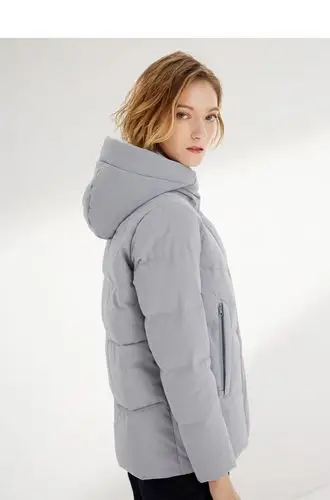 波司登羽绒服中老年女装短款冬季休闲保暖外套