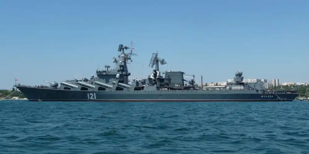 俄罗斯"光荣"级巡洋舰将进行重大改进,获得大杀器战斗力飙升_导弹