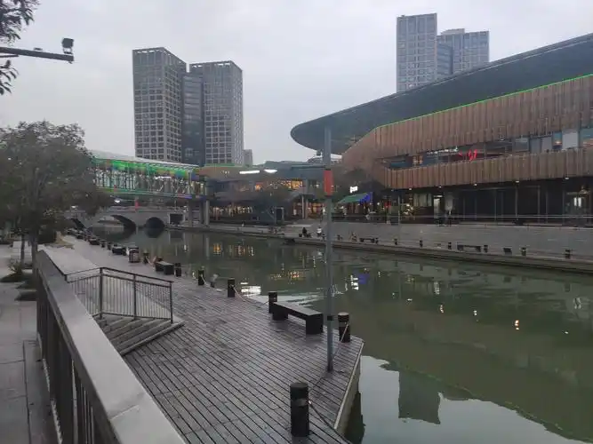 走园之圆融时代广场