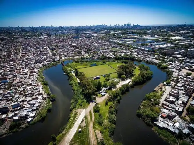 球场丨阿根廷,布宜诺斯艾利斯 一个不起眼,但很美的球场