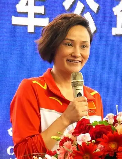 跳水皇后高敏:推广红河经验 带动更多人致富