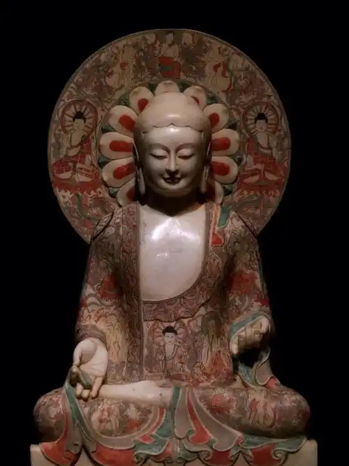 北齐汉白玉彩绘坐佛长43厘米宽33厘米