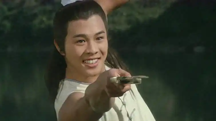 李连杰年轻的时候有多帅?他演的第一部电影《少林寺》完美诠释!