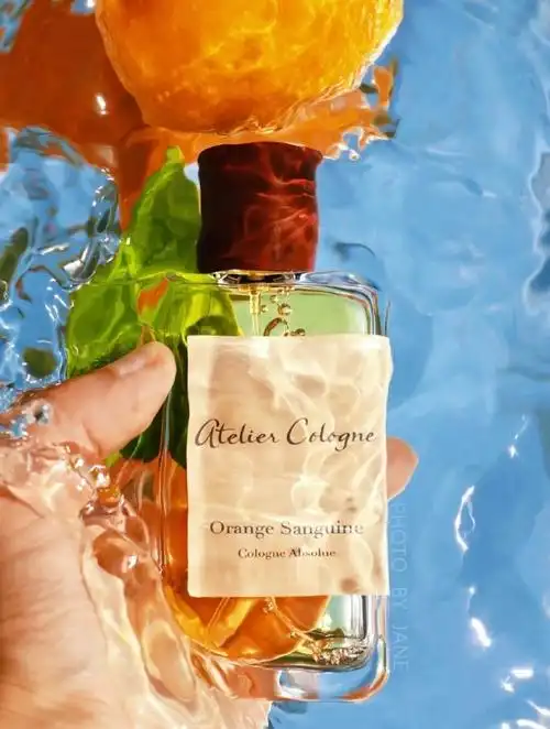 0790香氛广告摄影图 仿佛味道能穿过屏幕 #摄影