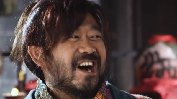 《隋唐演义》程咬金马路上被擒,竟说是自家人,是怎么回事?_姜武