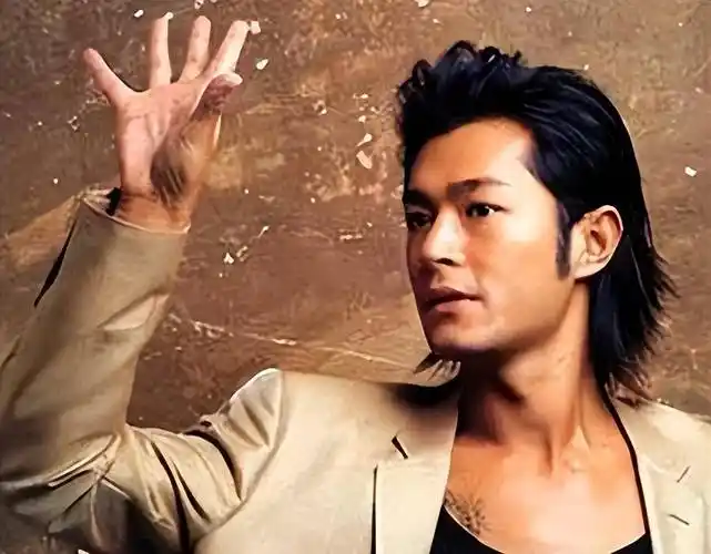 谢霆锋郑伊健痞帅,却输给了他_古天乐_金城武_时候