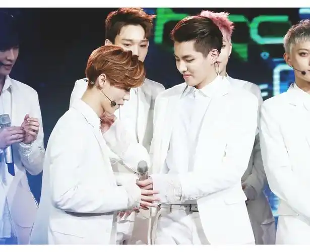 求牛鹿这张图无水印高清的 感谢