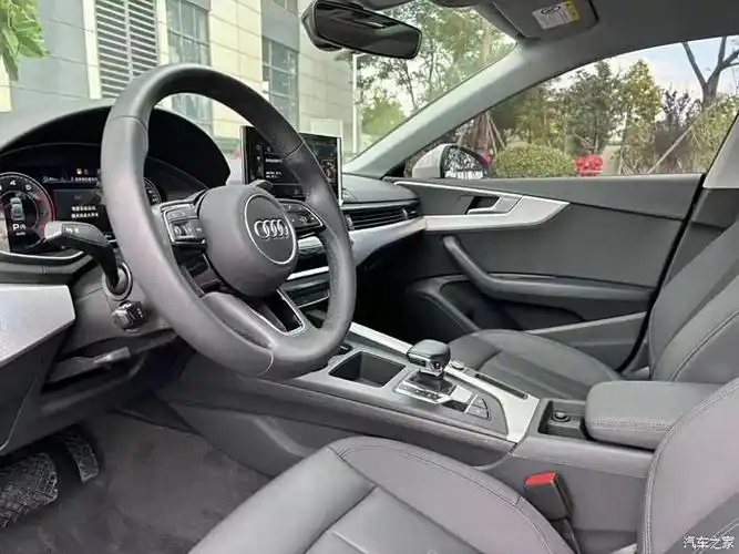 最新到店 2021款 奥迪a5 sportback 40 t