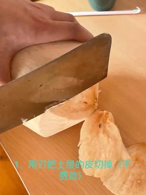 没有工具如何开椰子