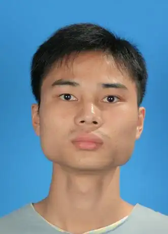 这样稍稍大的国字脸,有什么好的发型吗?