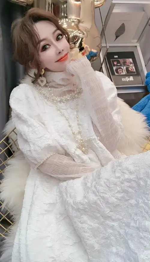 法式宫廷风连衣裙收腰显瘦重工钉珠打底内搭假两件套女装泡芙裙