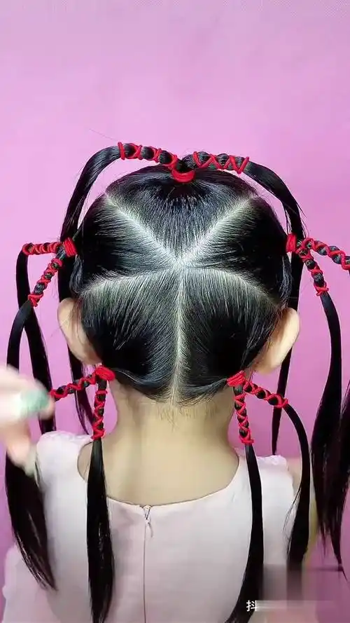 儿童五角星发型教程儿童编发 五角星发型