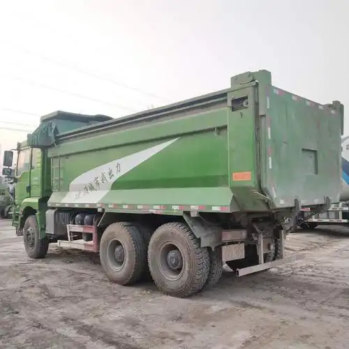 隆升二手工程车报价后八轮工程车德龙新m3000环保型渣土车